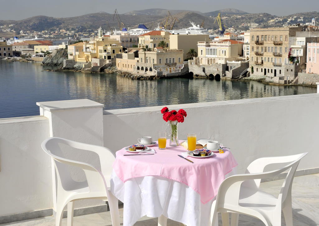 Sea Colours Rooms & Apartments Ερμούπολη Δωμάτιο φωτογραφία